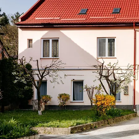 Repop Estate Near Old Town * 布拉索夫